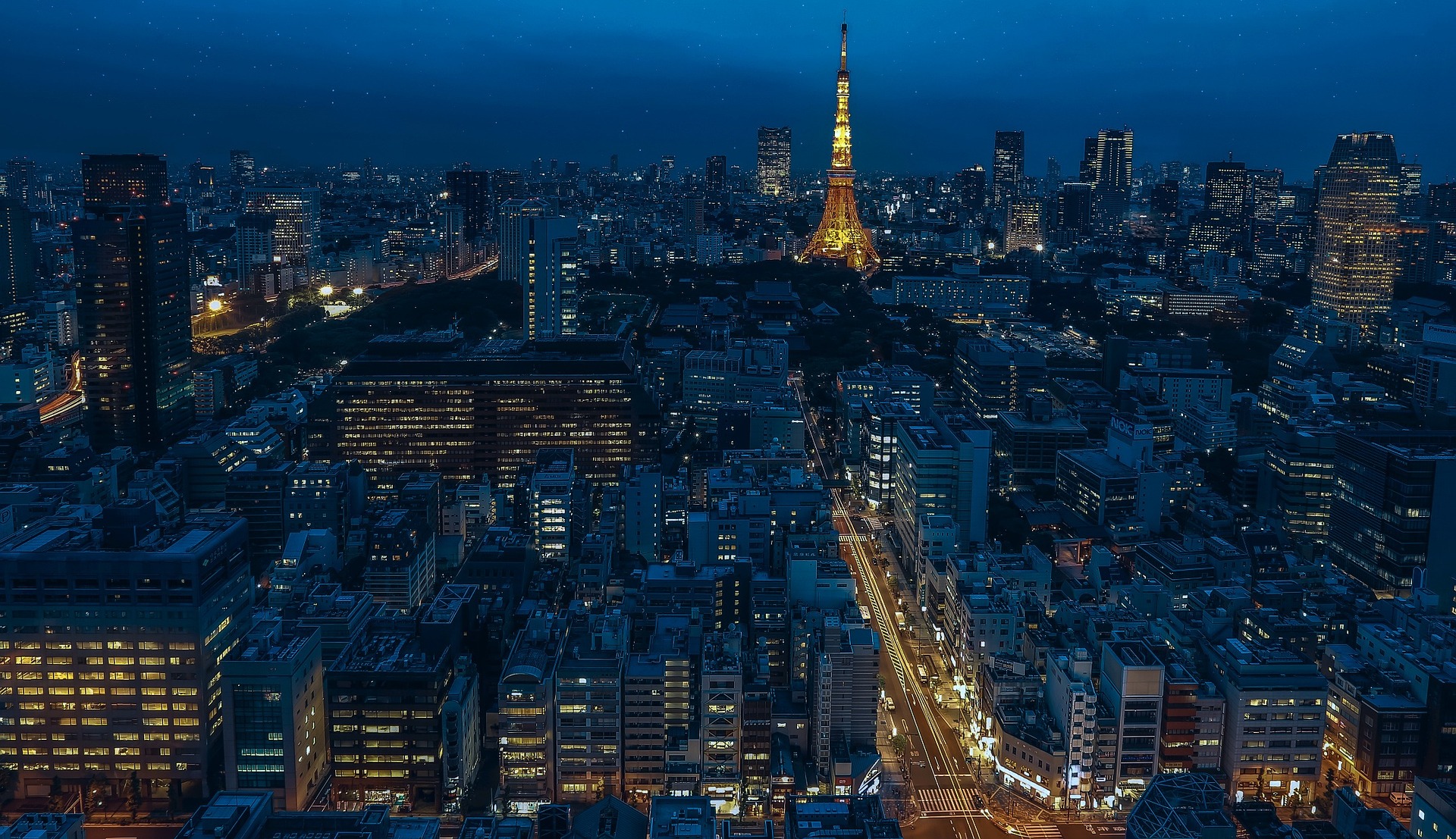 東京タワーが見える東京の夜景